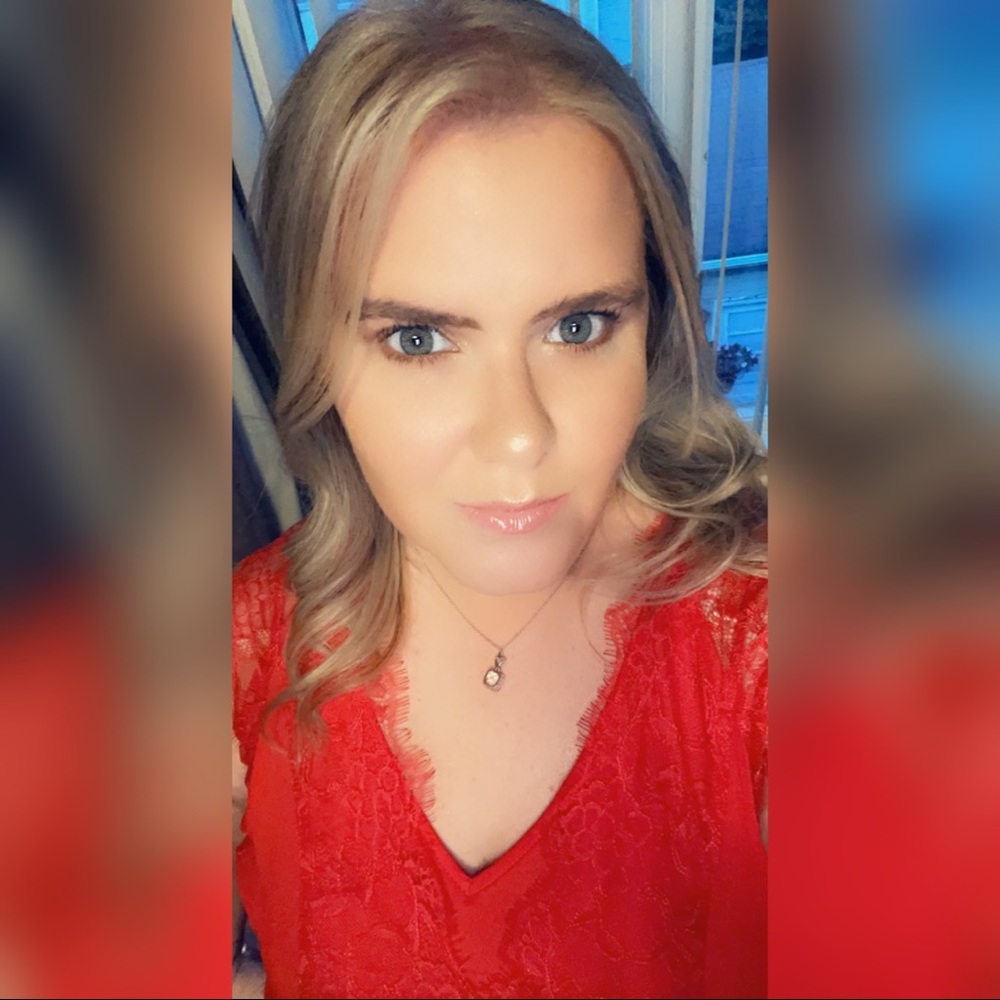 Meet your Posher, Vivian